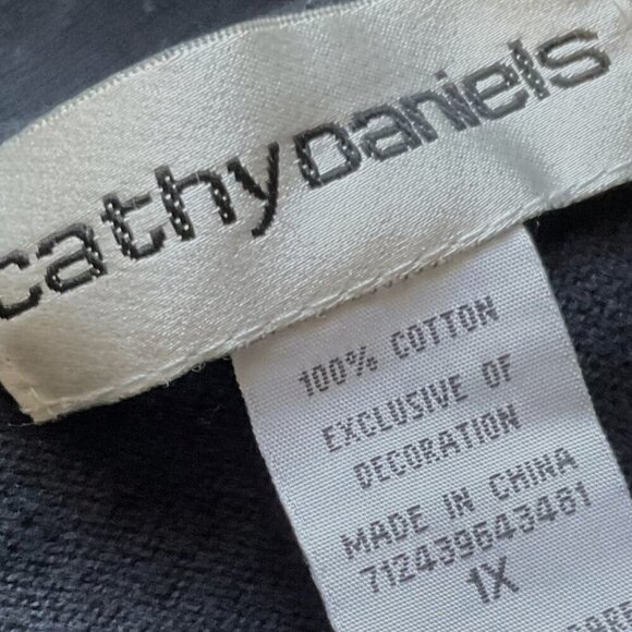 CATHY DANIELS BLACK WITH SILVER STUD ACCENTS TOP PLUS - Picture 12 of 12